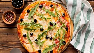 منيو سحور 13 رمضان.. بيتزا الشوفان بالجبن والزيتون لذيذة ومشبعة