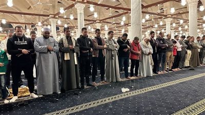 ما حكم أداء صلاة التراويح بتشهد واحد؟ 