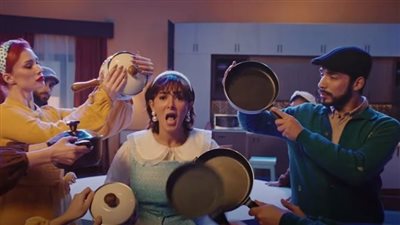 على طريقة الفوازير.. دنيا سمير غانم تقدم تتر مسلسل عايشة الدور