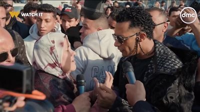 5 أمثال شعبية.. محمد رمضان يهدى سيدة 100ألف جنيه من مدفع رمضان