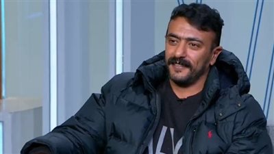 أحمد العوضي يمازح جماهيره بصوره ويعلق: معلش يا كناريا فهد اتجوز ولاء