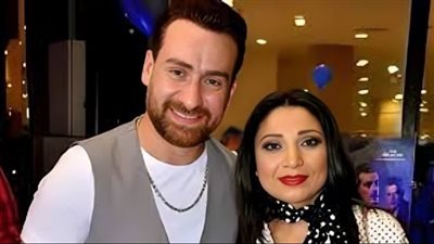 الموعد والمكان.. نضال الشافعي يتلقي عزاء زوجته بالشيخ زايد