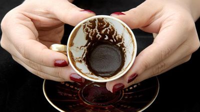 بقايا القهوة.. من سلة المهملات إلى كنز منزلي متعدد الاستخدامات