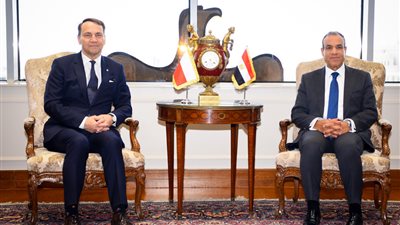 التفاوض على الحافة.. اجتماع مصر وبولندا يبحث وقف إطلاق النار في غزة