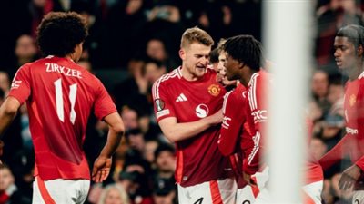 مدرب مانشستر يونايتد يصدم جماهير الفريق بهذا الخبر