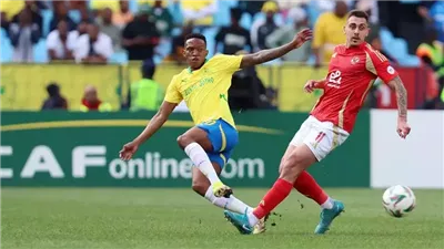 الأهلي يُهدد مرمى صنداونز.. وجراديشار يواصل سوء الحظ مع القائم