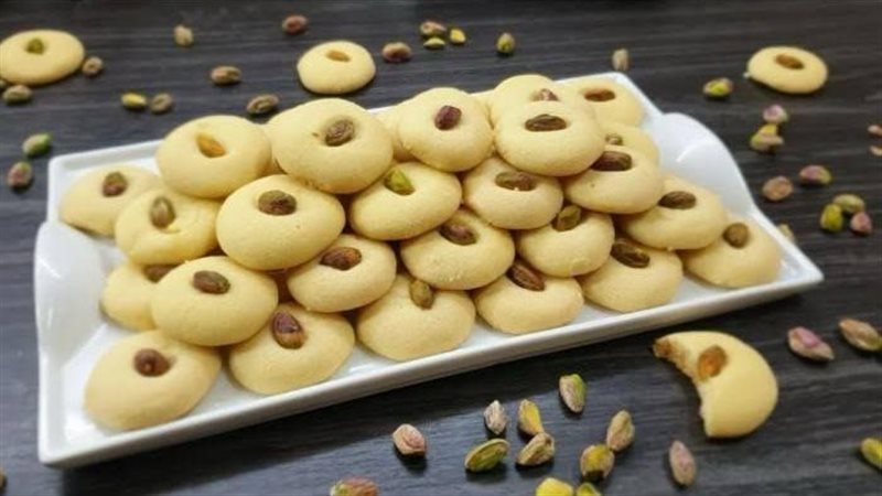 الغريبة