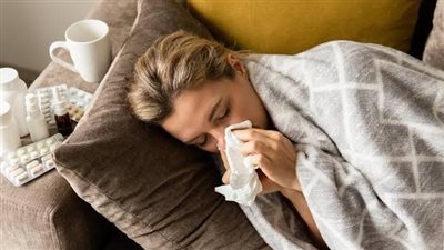 كيف تحمي نفسك؟.. 10 طرق للوقاية من الأنفلونزا في الأجواء المتقلبة 
