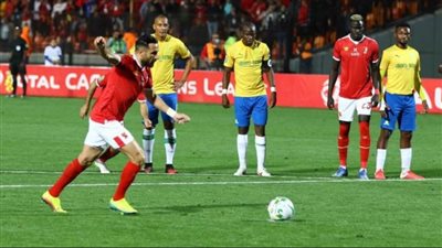 الأهلي وصن داونز.. هدف طاهر يمنح الأحمر الأفضلية في قمة أفريقيا