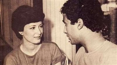 كان هينتحر .. قصة حب الفنان أحمد ذكي و « هالة فؤاد»