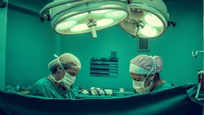 سرقوا عيون ابنته.. أب يحرر محضرا ضد مستشفى شهيرة بالشيخ زايد