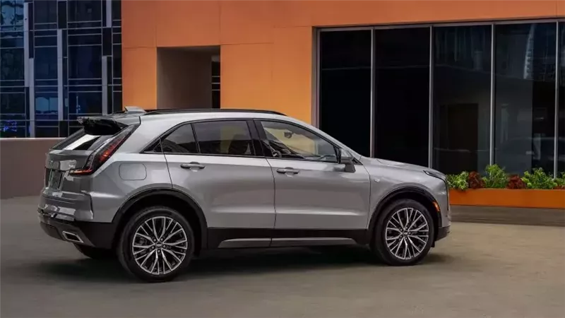 كاديلاك XT4