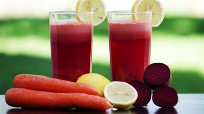 فوائد لا تُحصى.. ماذا يحدث لجسمك عند تناول عصير البنجر والجزر معًا؟
