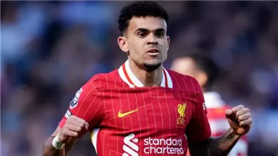 برشلونة يفتح ملف التعاقد مع لويس دياز مجددًا لتعزيز هجومه الصيف المقبل