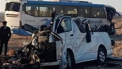 حادث تصادم سيارتين مروع يصيب 5 مواطنين بالقاهرة