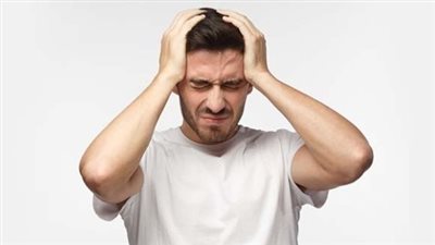 كيف تفرق بين صداع التوتر والصداع النصفي؟