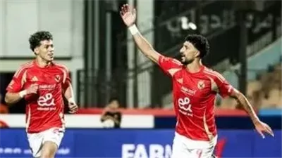 الأهلي يتوج ببطولة الدوري للمرة الـ45 بعد سداسية تاريخية في شباك فاركو