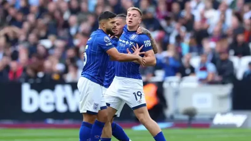 ديلاب لاعب إيبسيوتش