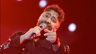 تامر حسني يشعل حفل الجامعة البريطانية بالشروق.. ومفاجآت فنية مميزة