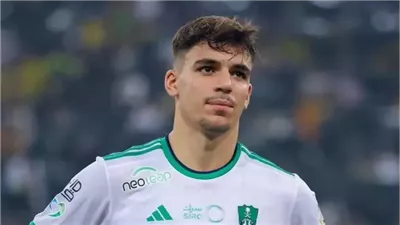 جابريل فيجا يودع الأهلي.. وبورتو يعلن التعاقد مع النجم الإسباني