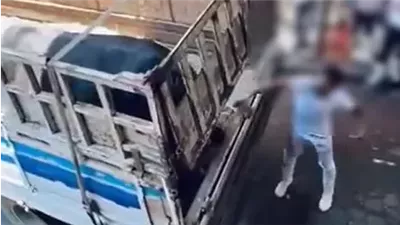 وزارة الداخلية تكشف ملابسات واقعة جزار يذبح الماشية بطريقة مخالفة وسط الشارع