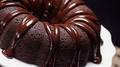 أسهل طريقة لعمل كيكة الشوكولاتة الهشة واللذيذة في المنزل