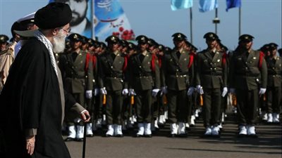 ايران تحذر من «رد مدمر».. والحرس الثوري يصف تصريحات ترامب بـ«العبثية»