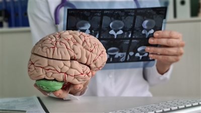 ما تفعله «الصدمات النفسية» بالمخ والشخصية.. الأسباب وطرق العلاج 