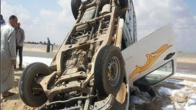انقلاب سيارة تنقل عمالا في دمياط.. وإصابة 14 شخصا بينهم حالتان حرجتان