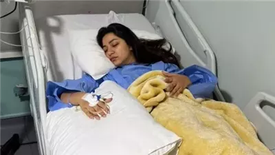 «سلامتك يا نور عيني».. صورة لرحمة محسن على سرير المرض تقلق الجمهور