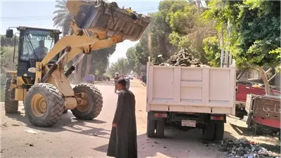 محافظة الأقصر ترفع 600 طن مخلفات بإسنا وتبدأ في تطوير كورنيش النيل