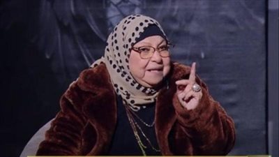 عاصفة فقهية في الأزهر.. إيقاف سعاد صالح بسبب فتوى «الحشيش»