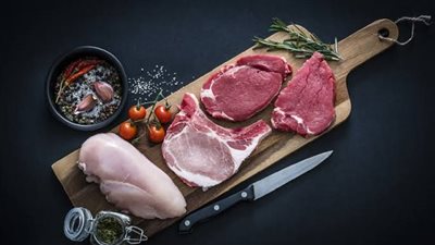 «اللحم أم الدجاج؟».. ما الأفضل لأمعاء سليمة وفقا للخبراء 