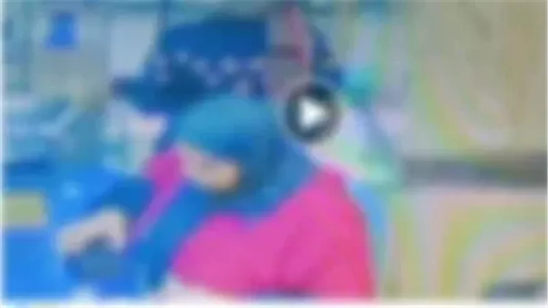 المتهمة بسرقة مجوهرات
