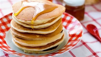 طريقة تحضير «بان كيك دايت» صحي خفيف بالعسل واللبن 