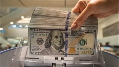 سعر الدولار اليوم.. علامة استفهام للاقتصاد المصري