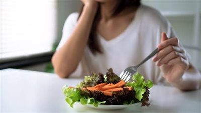متى يكون فقدان الشهية غير طبيعي؟ أسباب خفية ومضاعفات يجب الانتباه لها 