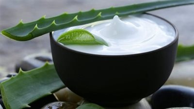 وصفات طبيعية باستخدام «جل الصبار» للبشرة.. تفتيح وترطيب ولمسة شباب دائم
