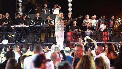 محمد فؤاد يتألق في الساحل الشمالي بحفل جماهيري استثنائي