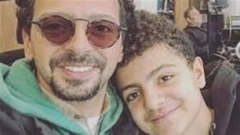 تيمور تيمور وابنه