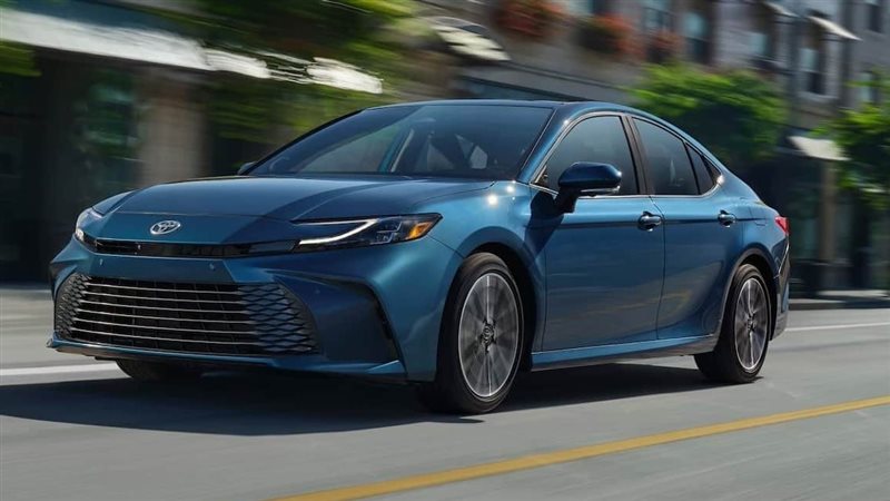 تويوتا كامري 2025