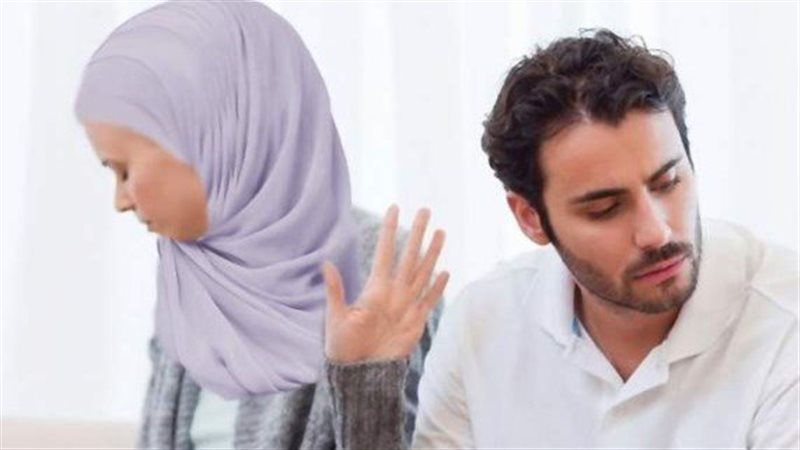 حكم قول الزوجة تحرم