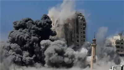 قصف إسرائيلي عنيف يواكب توغل القوات البرية بغزة