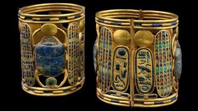 هل تكشف التحقيقات لغز اختفاء الإسورة الملكية النادرة؟