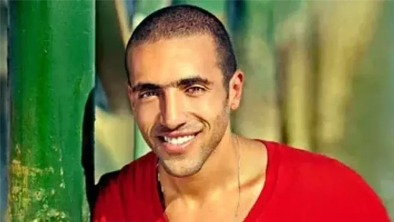 الشاب المطرب عمرو