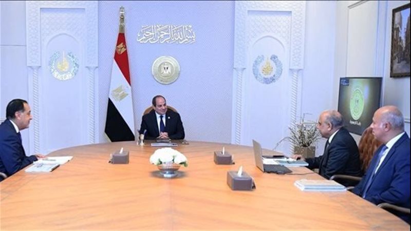 خلال الاجتماع