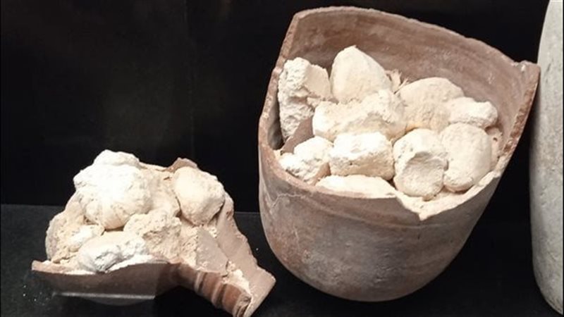 القطعة الأثرية