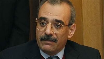 وفاة الدكتور ياسر صقر رئيس جامعة حلوان الأسبق