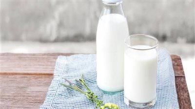 اللبن كامل الدسم أم الخالي منه.. أيهما أفضل؟