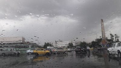 منخفض جوي قوي يضرب محافظات وأمطار غزيرة متوقعة